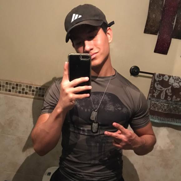 Meet your Posher, Sergito - Picture 1 of 1